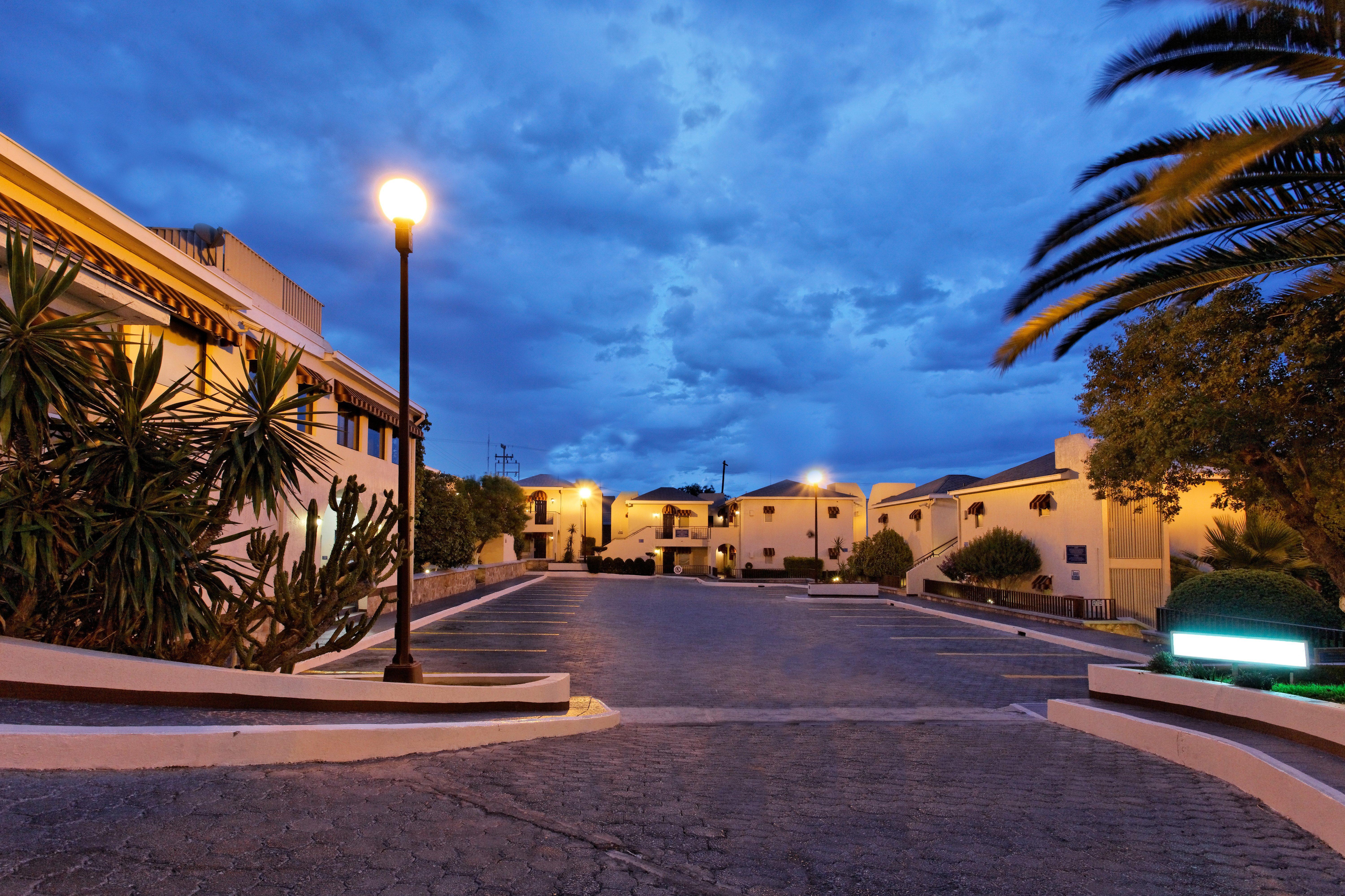 Holiday Inn Hotel & Suites Chihuahua By Ihg Kültér fotó
