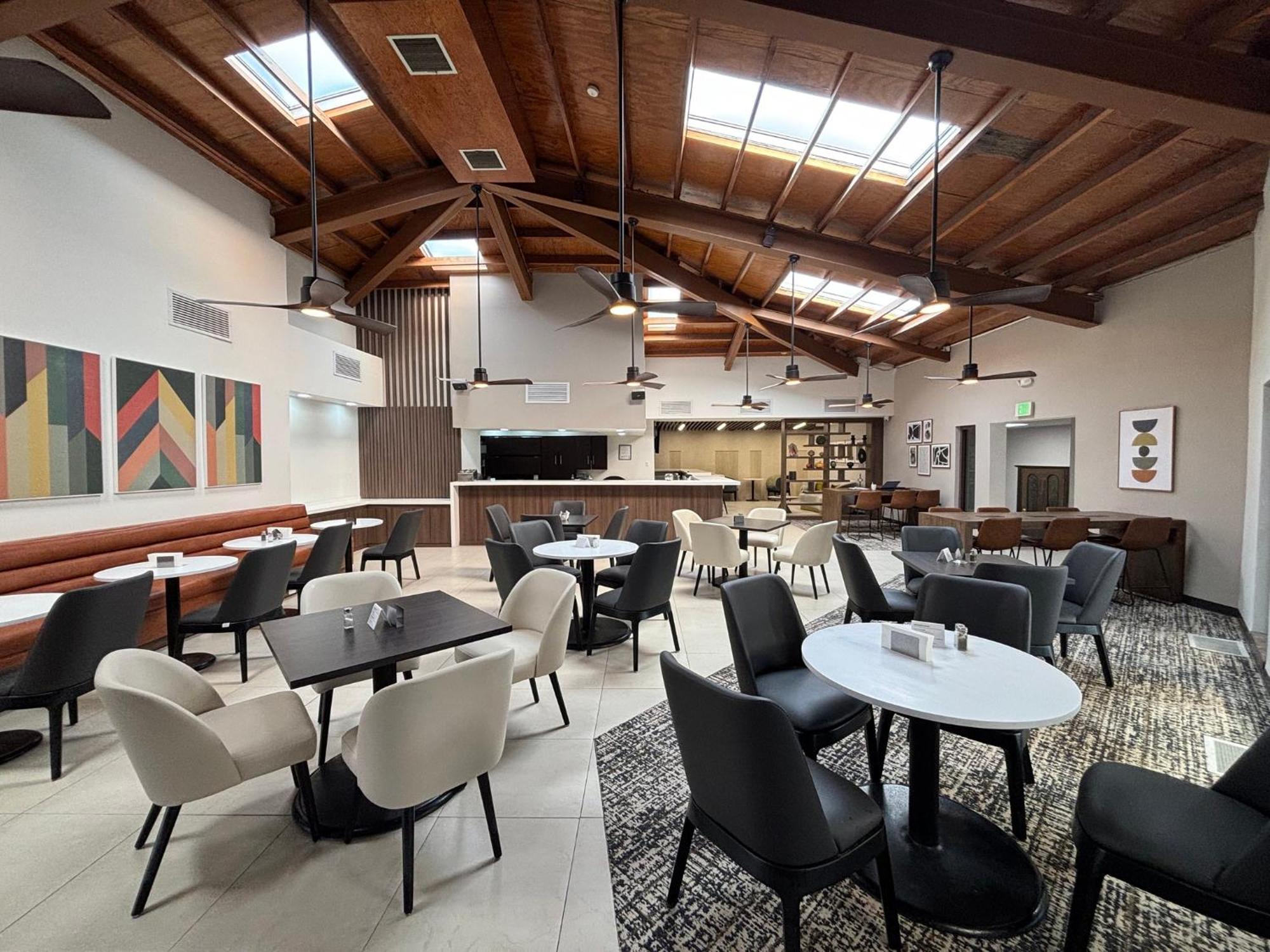 Holiday Inn Hotel & Suites Chihuahua By Ihg Kültér fotó
