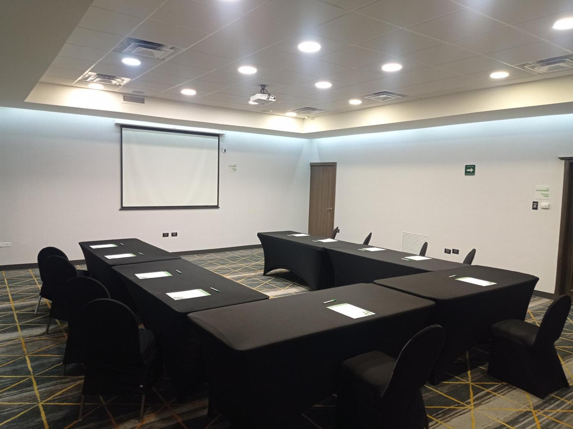 Holiday Inn Hotel & Suites Chihuahua By Ihg Kültér fotó