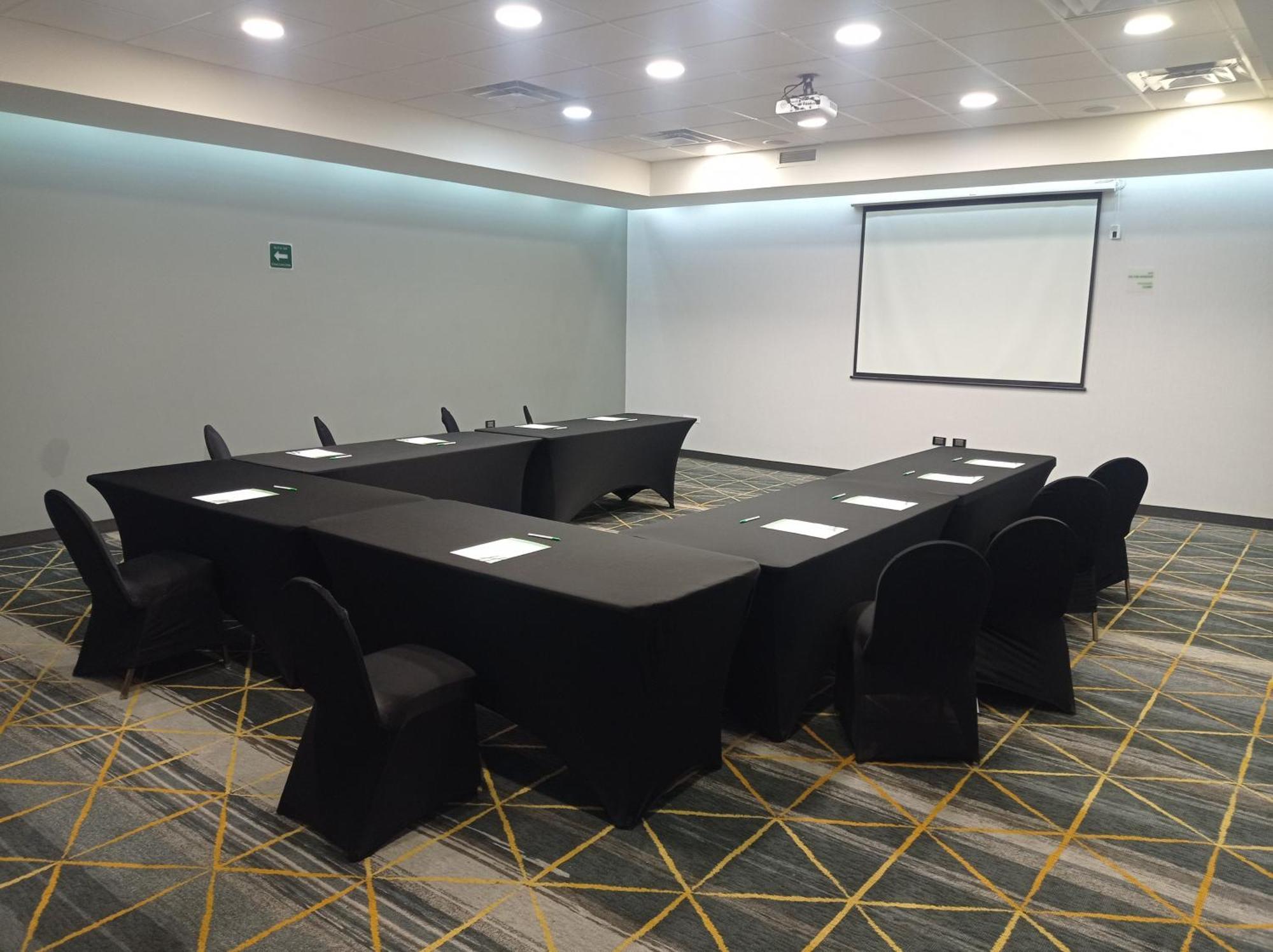 Holiday Inn Hotel & Suites Chihuahua By Ihg Kültér fotó